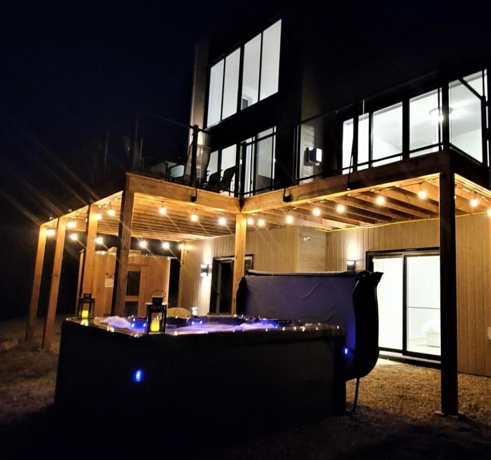 Chalet Serenity - Mont Tremblant Ski - Spa Sauna Wifi Tv Privet Chic Modern House Villa La Conception Exterior foto